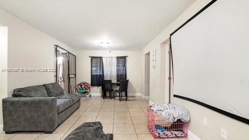 See details / 4588 sq. ft. $ 2022-08-24 0 Photo