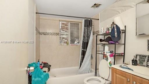 See details / 4588 sq. ft. $ 2022-08-24 0 Photo