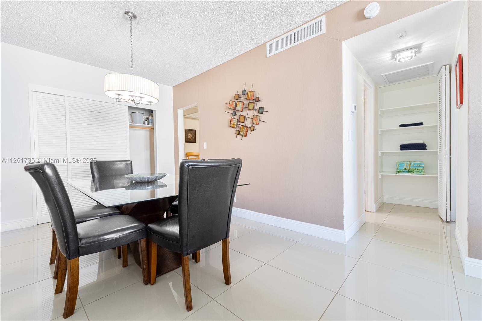 Photo of 3901 Ocean Dr  #11C, Hollywood, Florida, 33019 - 