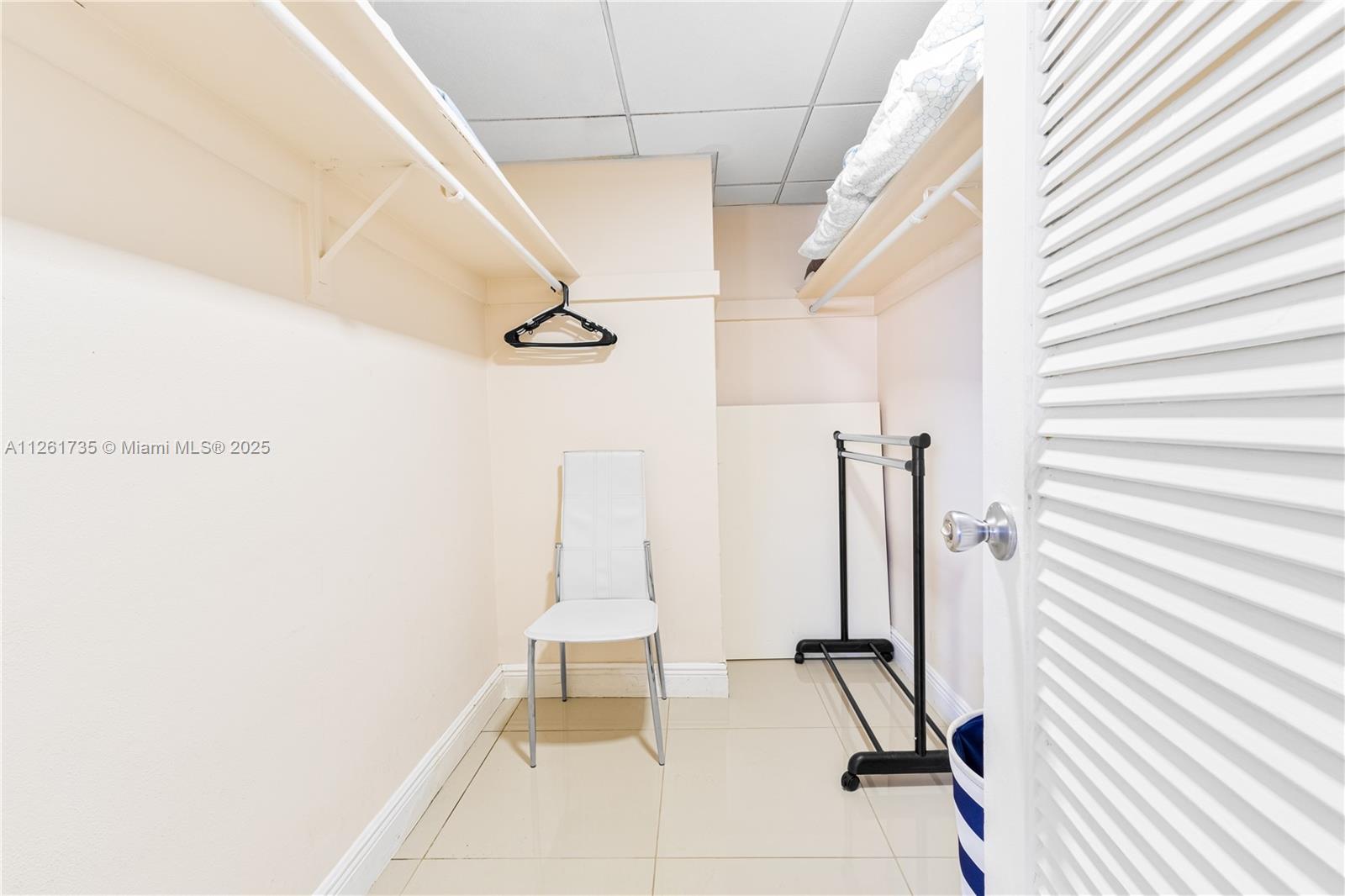 Photo of 3901 Ocean Dr  #11C, Hollywood, Florida, 33019 - 