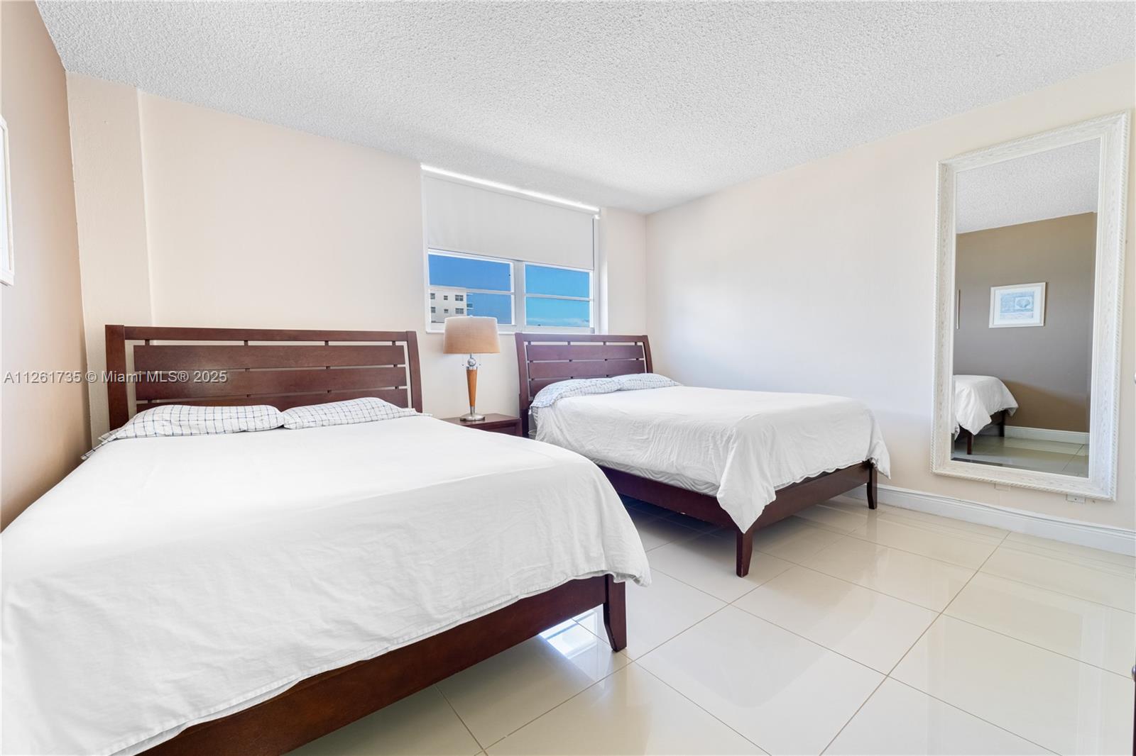 Photo of 3901 Ocean Dr  #11C, Hollywood, Florida, 33019 - 
