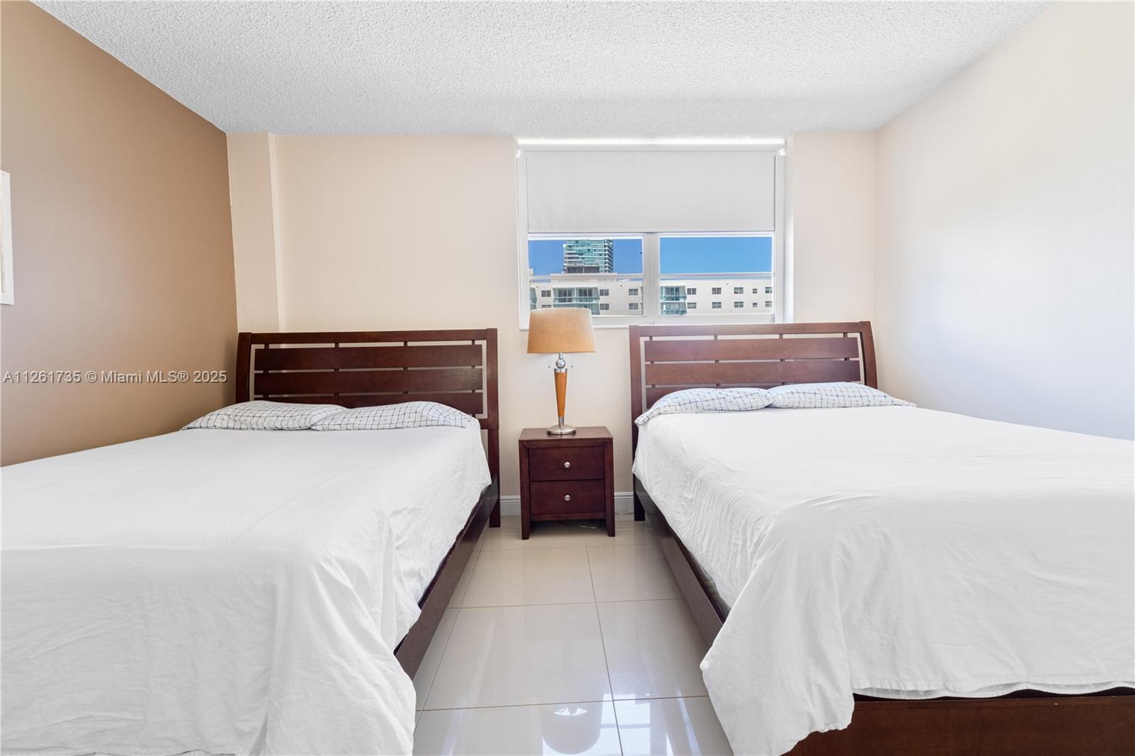 Photo of 3901 Ocean Dr  #11C, Hollywood, Florida, 33019 - 