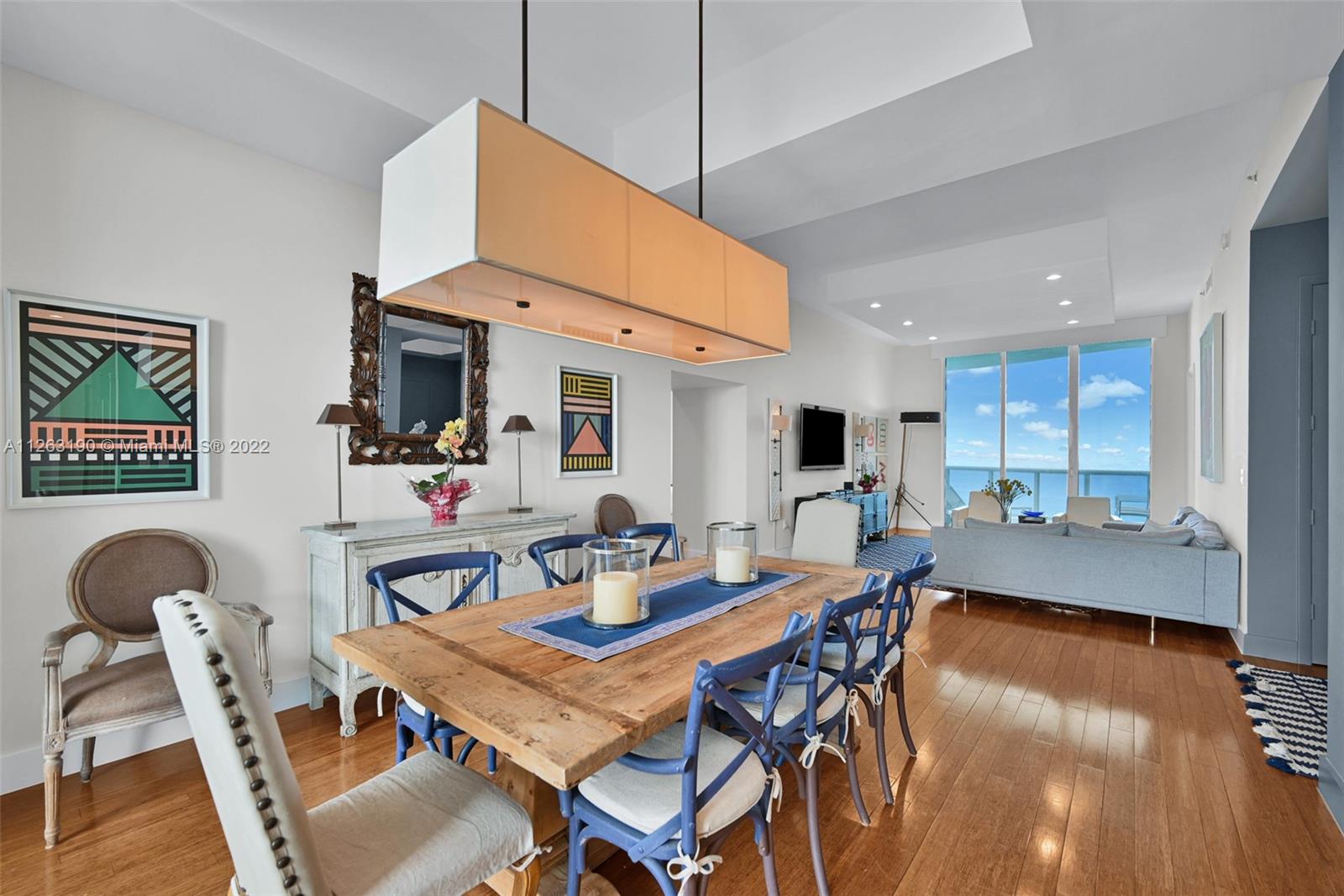 See details 3504 3 / 4 2327 sq. ft. $ 2022-12-17 0 Photo