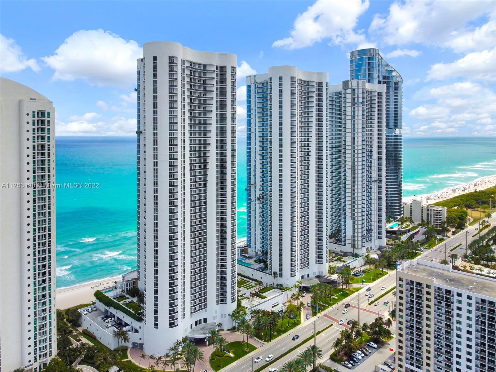 See details 3504 3 / 4 2327 sq. ft. $ 2022-12-17 0 Photo