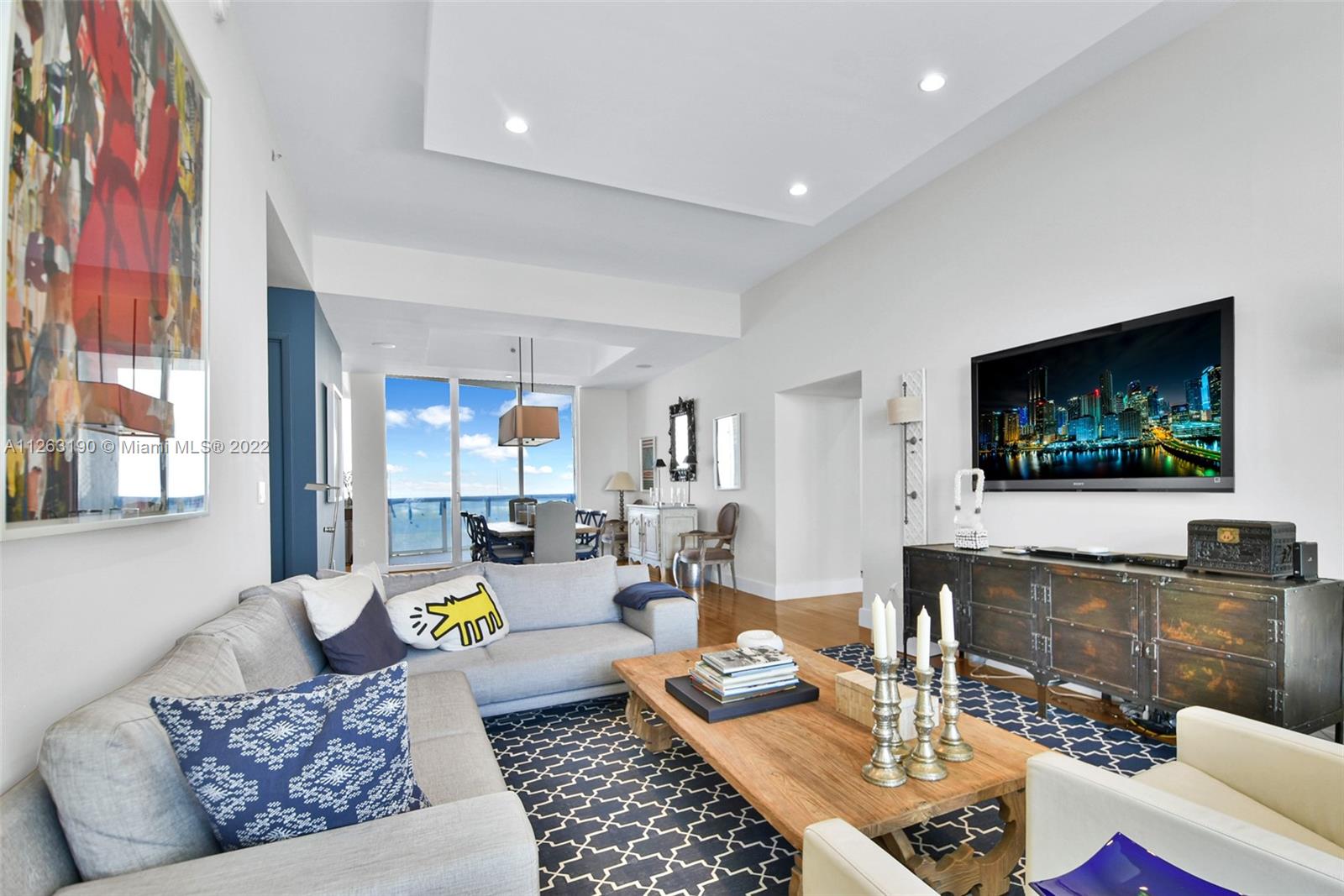 See details 3504 3 / 4 2327 sq. ft. $ 2022-12-17 0 Photo