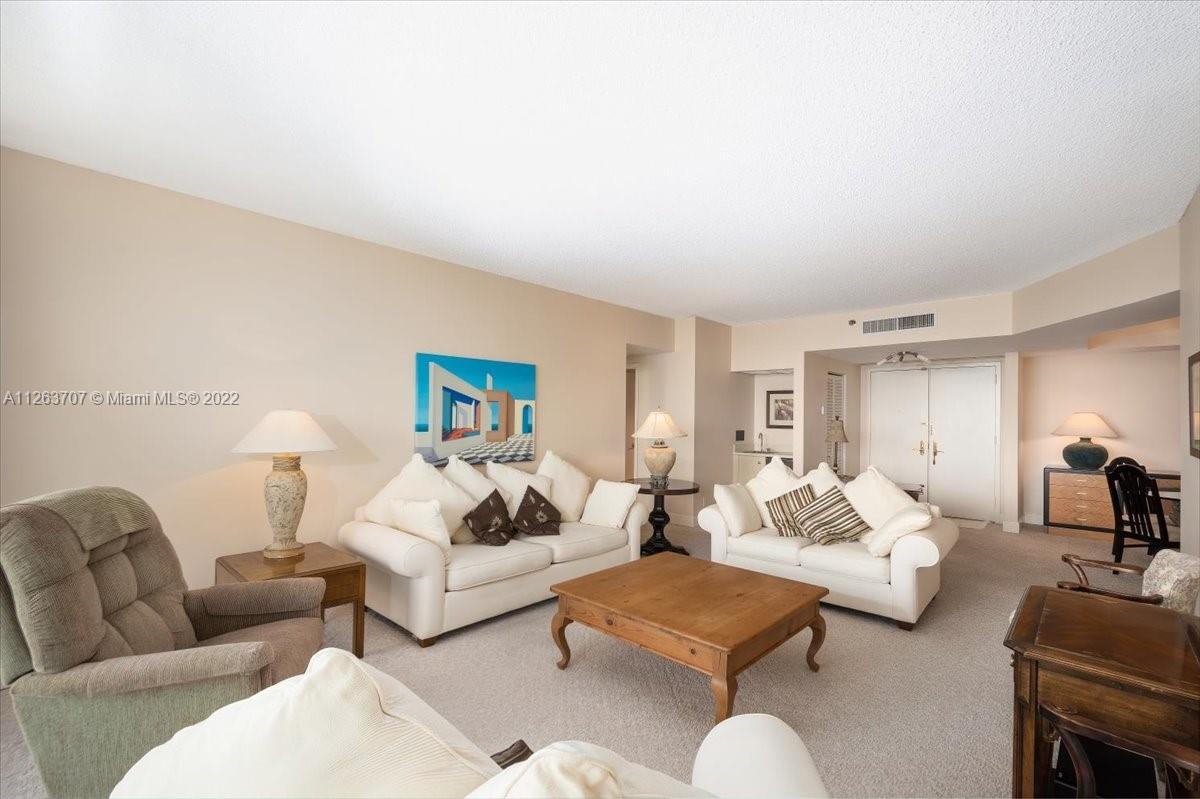 Photo of 20281 Country Club Dr #1703, Aventura, Florida, 33180 - Living area