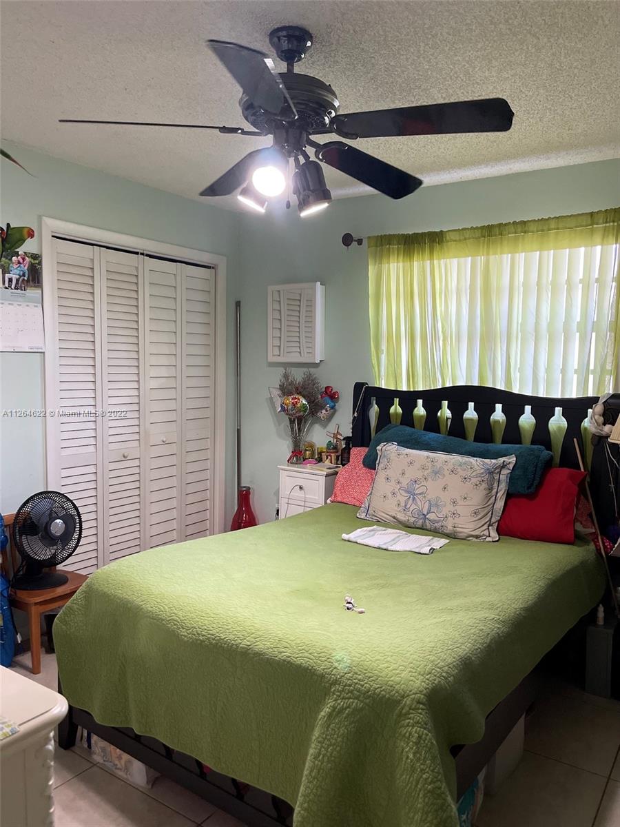 See details / 3104 sq. ft. $ 2022-09-22 0 Photo