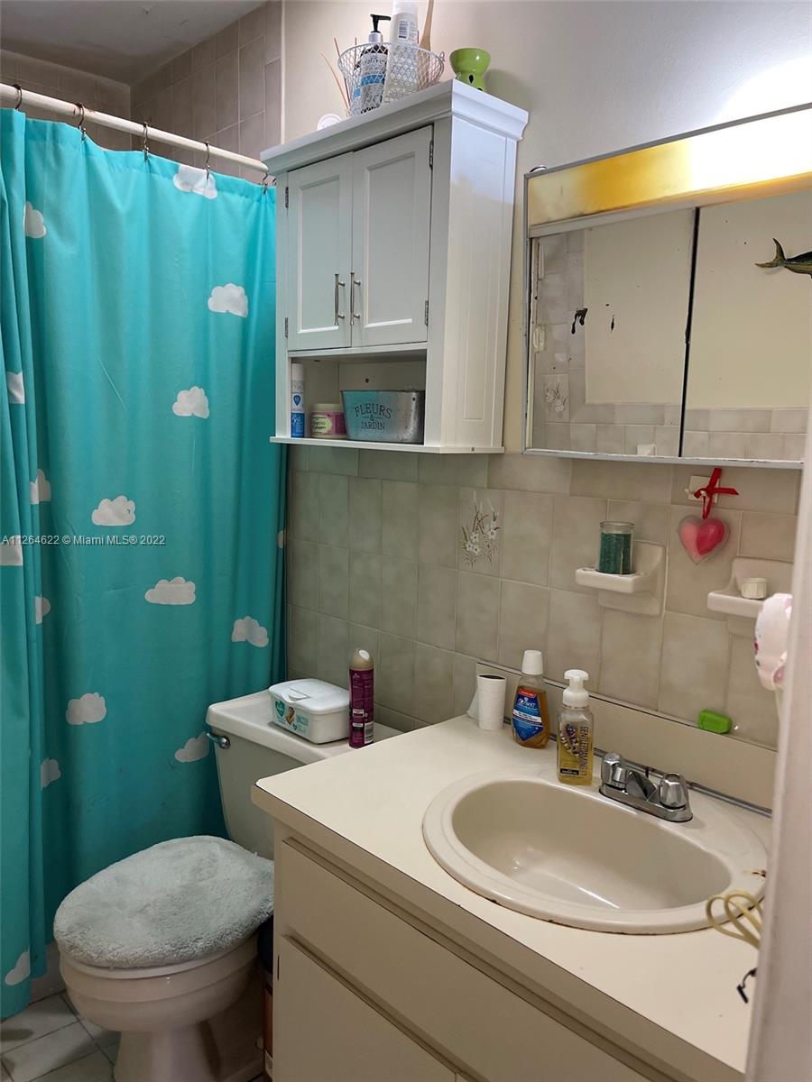 See details / 3104 sq. ft. $ 2022-09-22 0 Photo