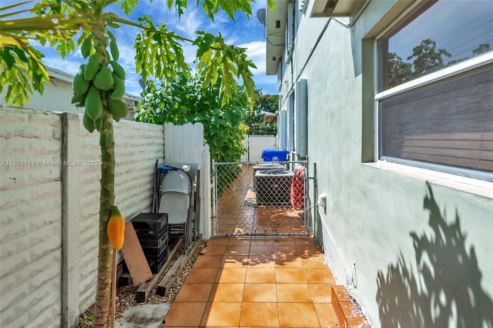 See details / 2516 sq. ft. $ 2022-08-29 0 Photo