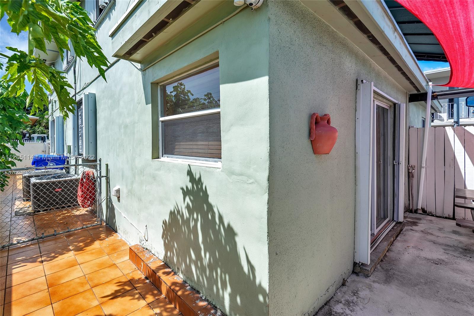 See details / 2516 sq. ft. $ 2022-08-29 0 Photo