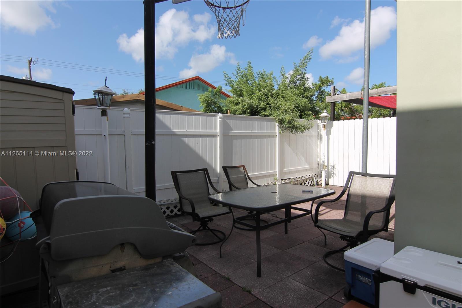 See details / 2516 sq. ft. $ 2022-08-29 0 Photo