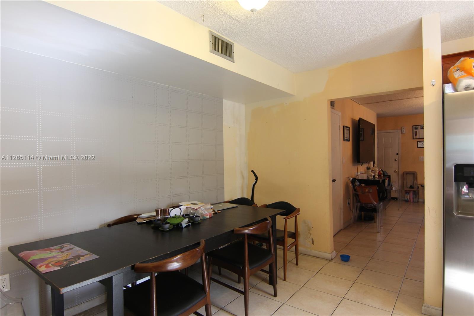 See details / 2516 sq. ft. $ 2022-08-29 0 Photo