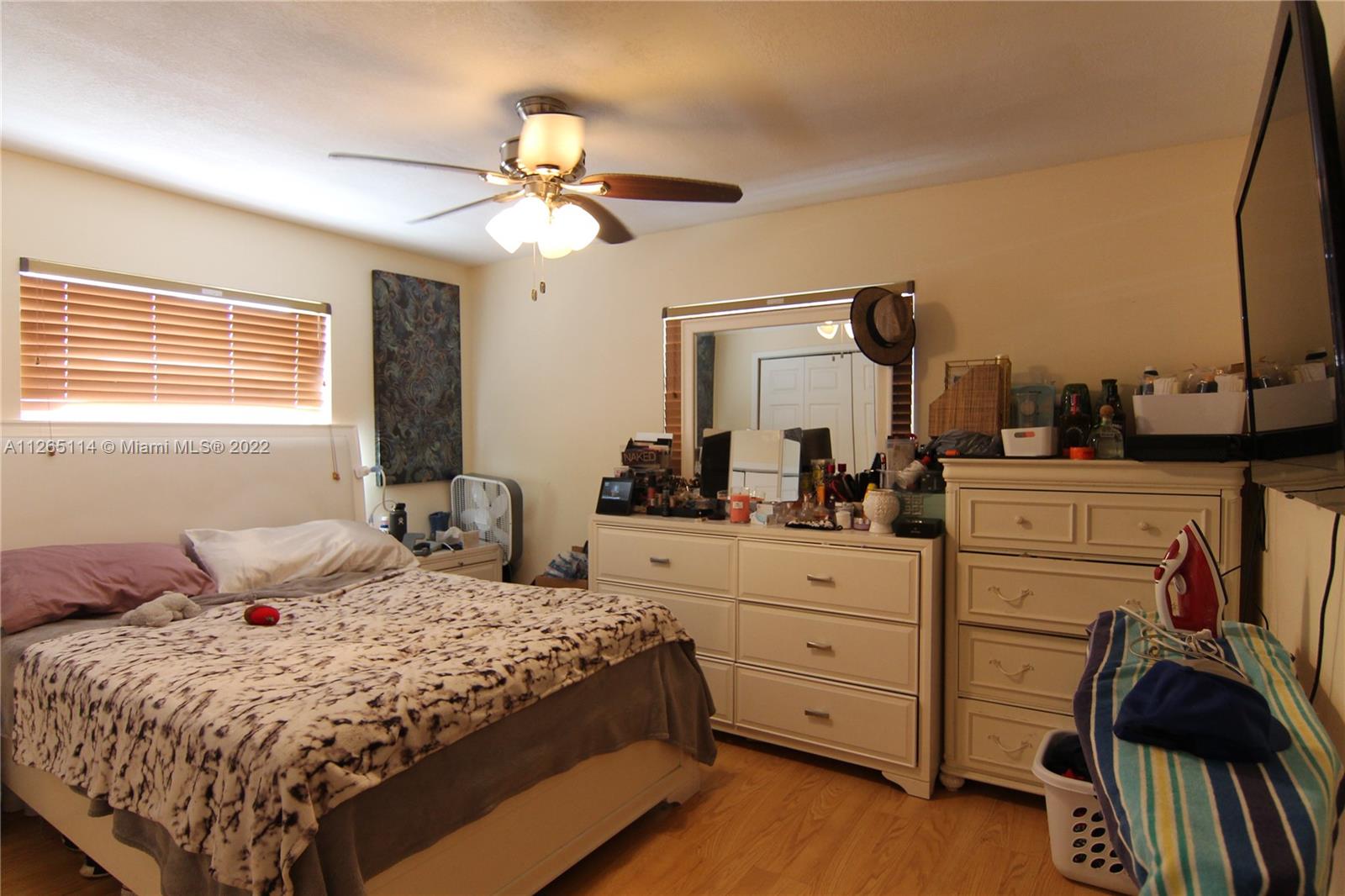 See details / 2516 sq. ft. $ 2022-08-29 0 Photo