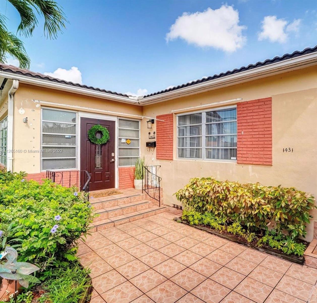 See details / 2322 sq. ft. $ 2022-08-30 0 Photo