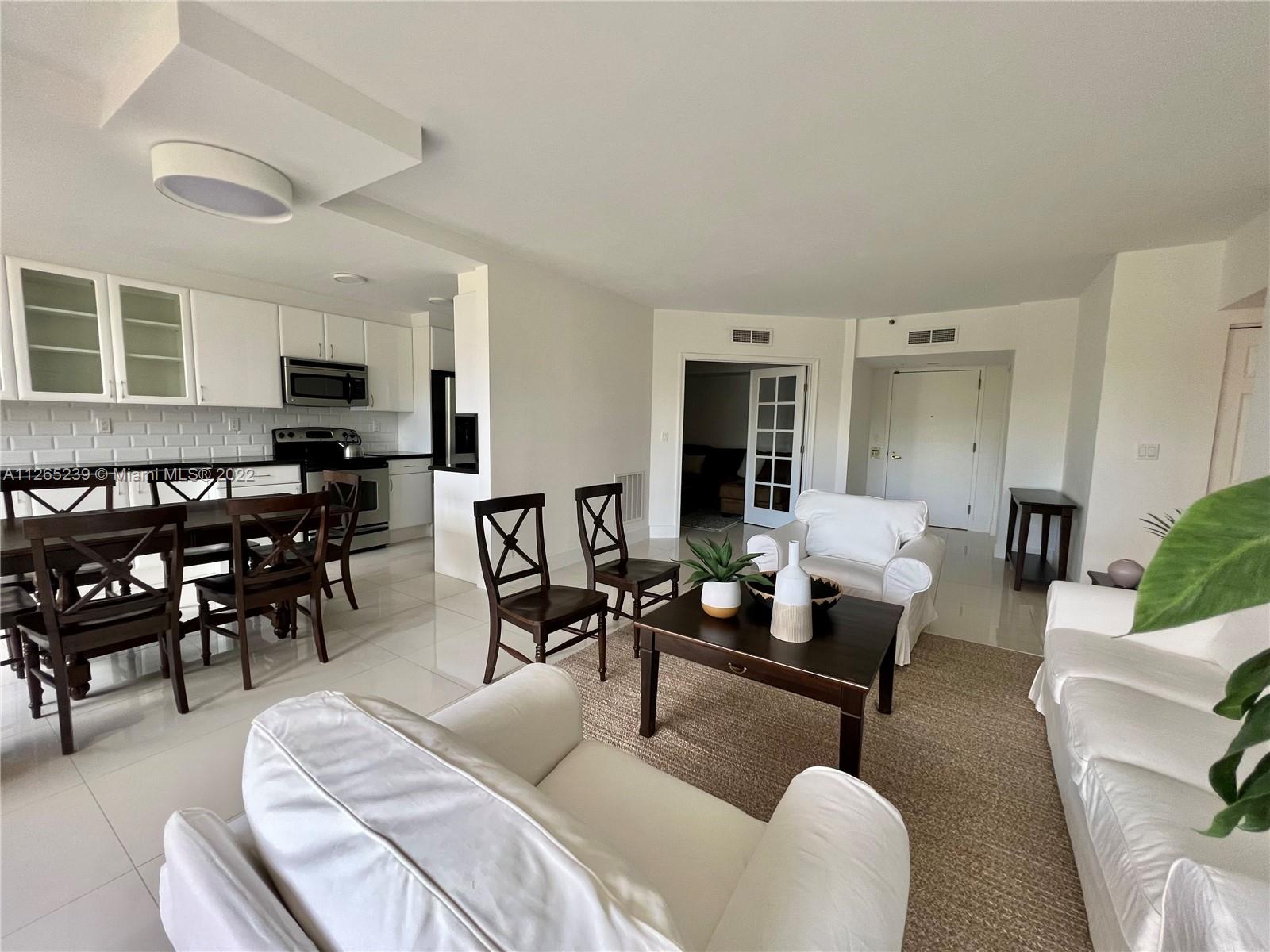 Photo of 19355 Turnberry Way #2L, Aventura, Florida, 33180 -