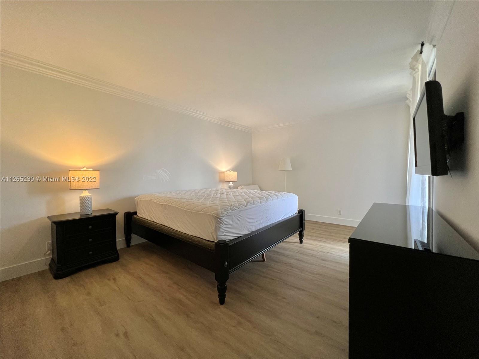 Photo of 19355 Turnberry Way #2L, Aventura, Florida, 33180 - Master Bedroom