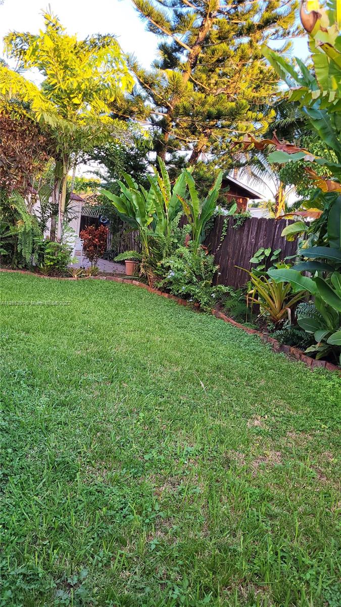 See details / 2340 sq. ft. $ 2023-01-16 0 Photo
