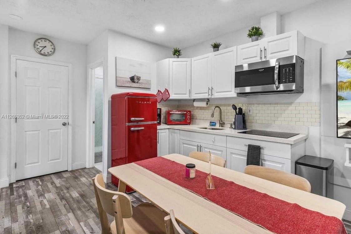 See details / 2346 sq. ft. $ 2022-08-30 0 Photo