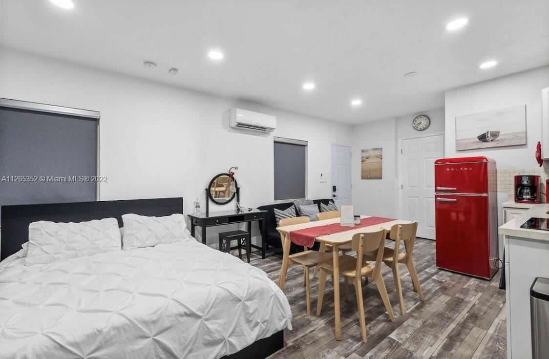 See details / 2346 sq. ft. $ 2022-08-30 0 Photo