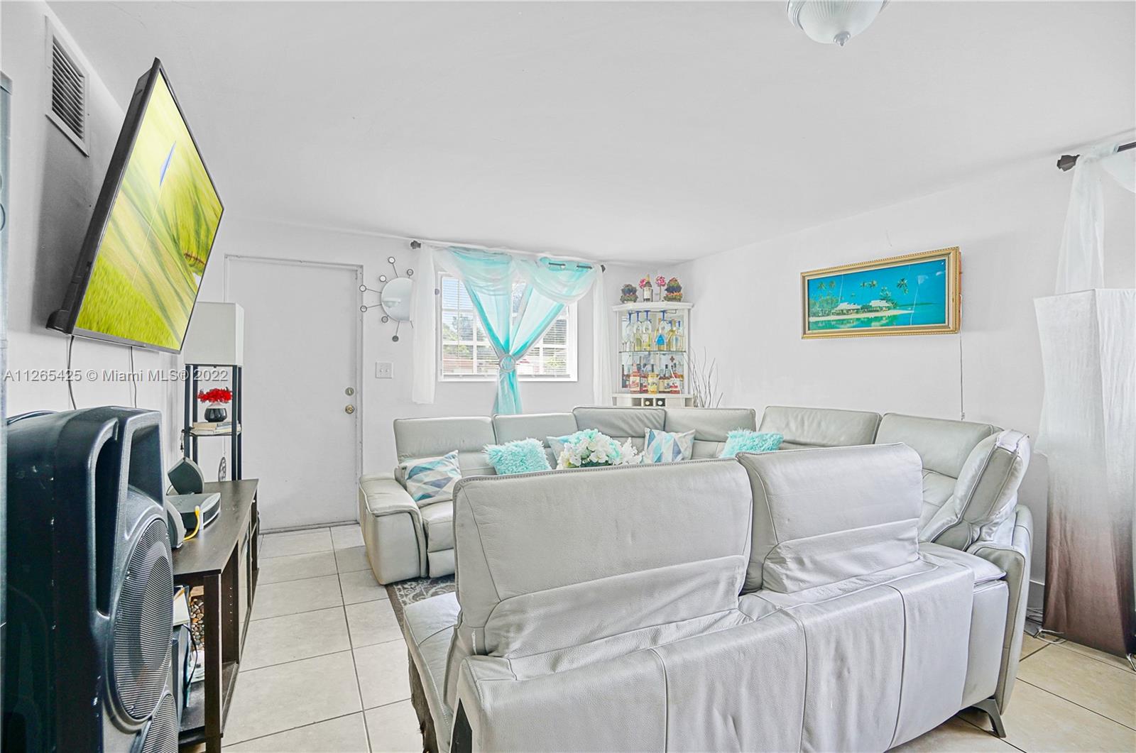 See details / 2816 sq. ft. $ 2022-10-23 0 Photo
