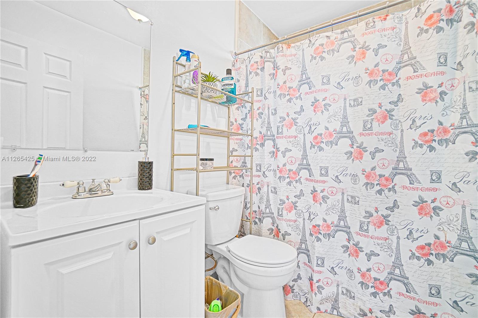 See details / 2816 sq. ft. $ 2022-10-23 0 Photo