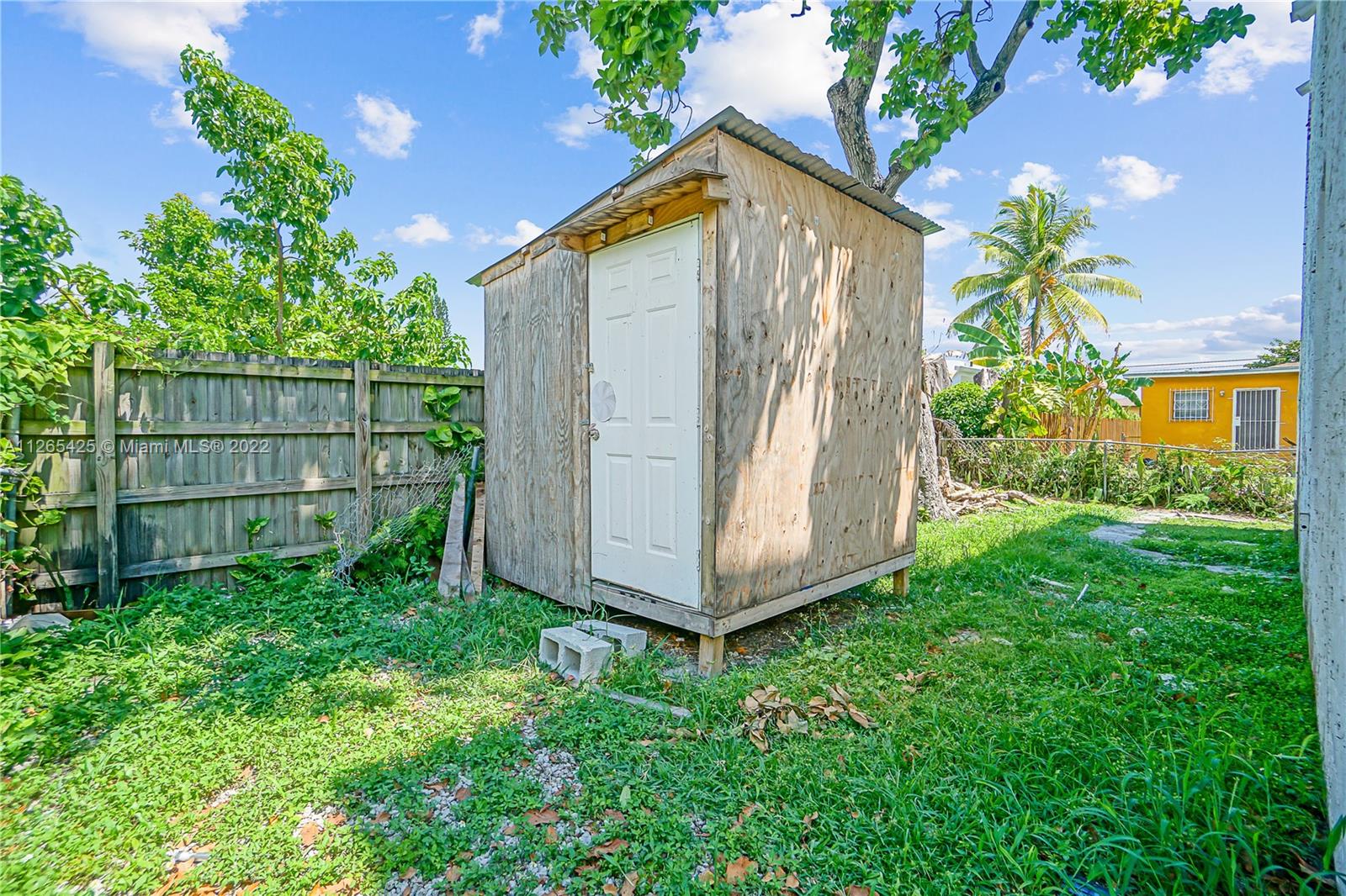 See details / 2816 sq. ft. $ 2022-10-23 0 Photo