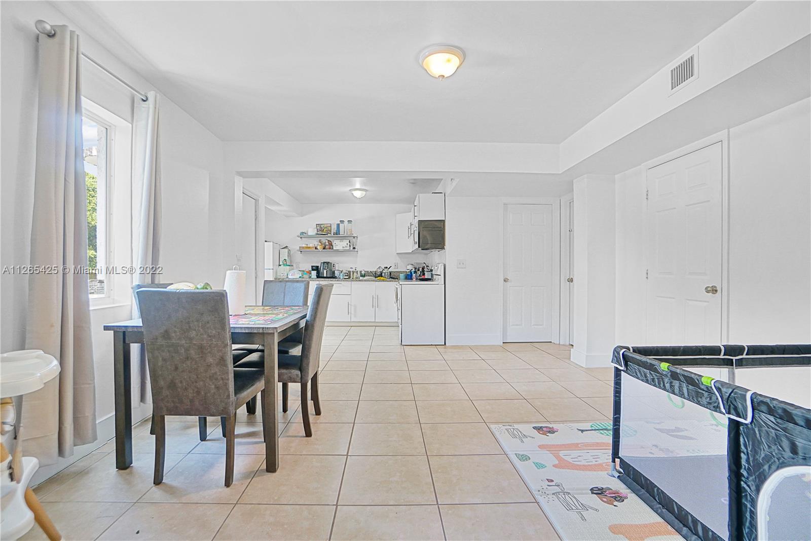 See details / 2816 sq. ft. $ 2022-10-23 0 Photo