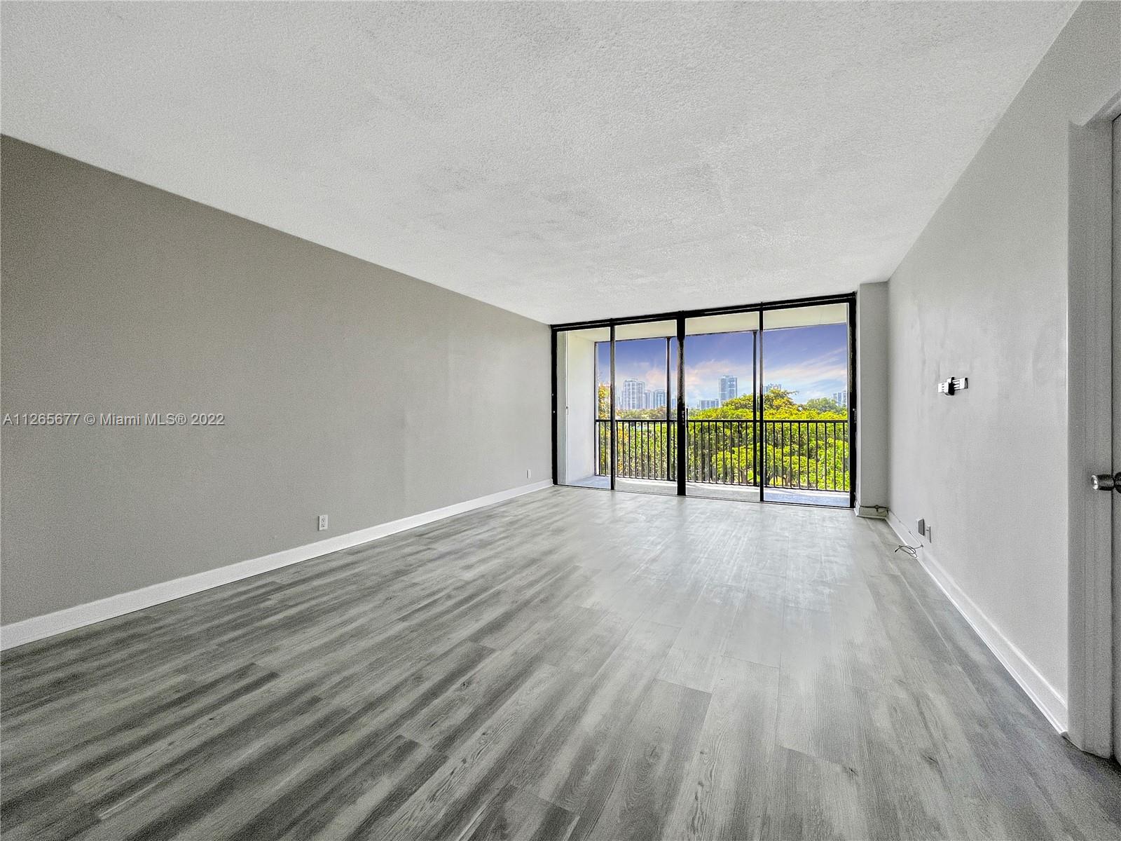 Photo of 3475 Country Club Dr #503, Aventura, Florida, 33180 - Living & dinning room
