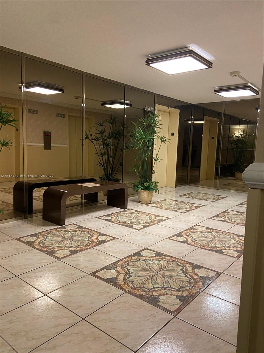 Photo of 3800 Ocean Dr #419, Hollywood, Florida, 33019 -