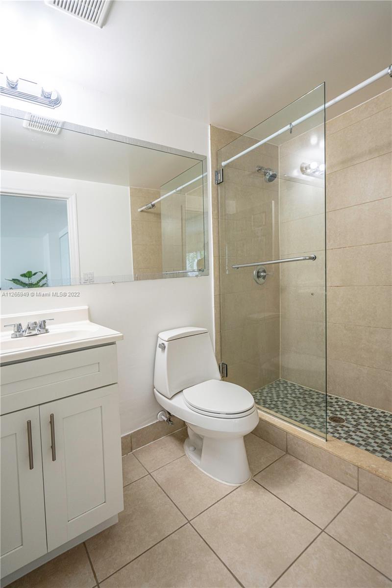 See details / sq. ft. $ 2022-12-13 0 Photo