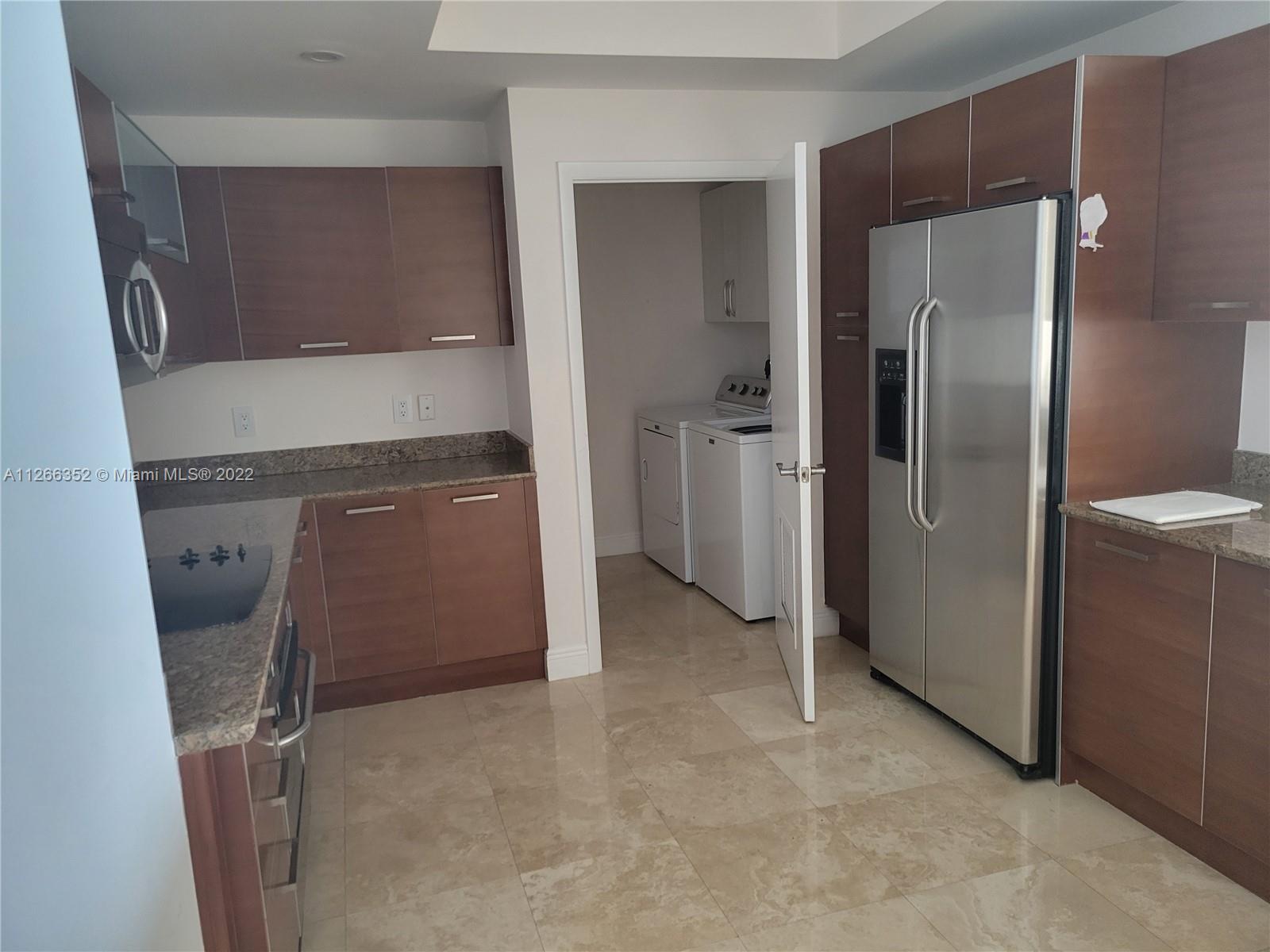 Photo of 3330 190th St #1315, Aventura, Florida, 33180 - Renovated Kitchen
