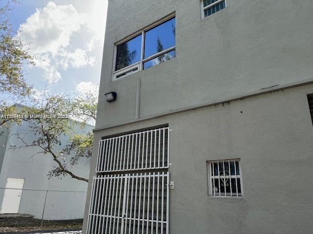 See details 109A/B / sq. ft. $ 2022-08-31 0 Photo