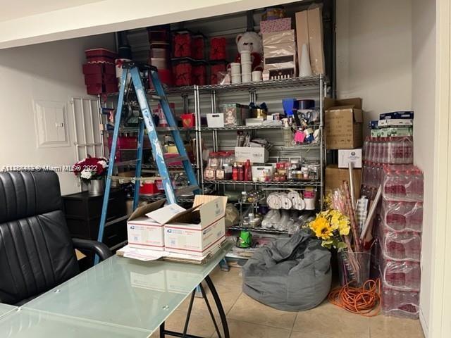 See details 109A/B / sq. ft. $ 2022-08-31 0 Photo