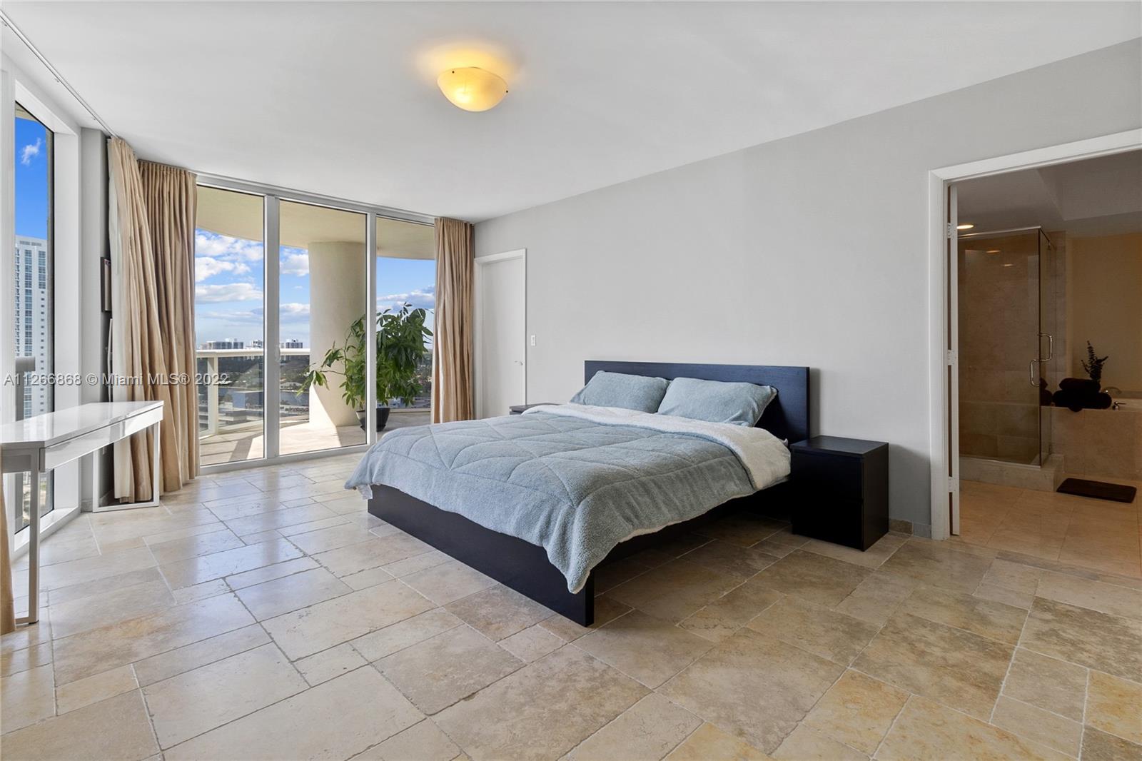 See details 1605 2 / 2 1782 sq. ft. $ 2022-09-01 0 Photo