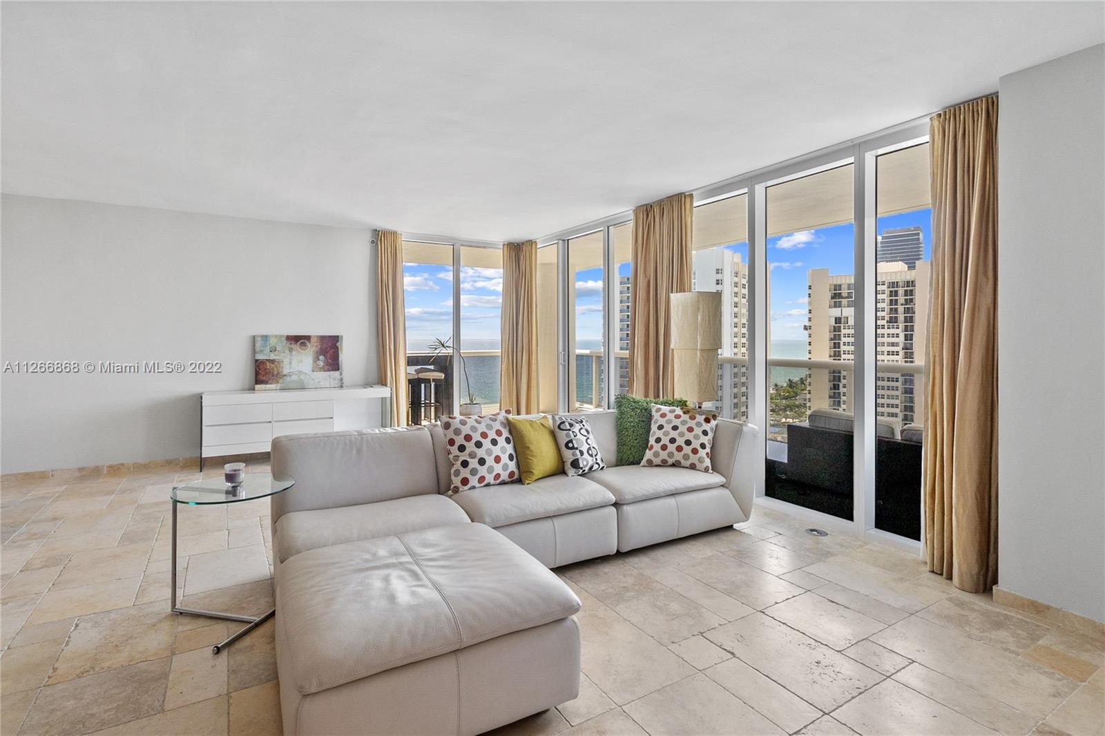 See details 1605 2 / 2 1782 sq. ft. $ 2022-09-01 0 Photo
