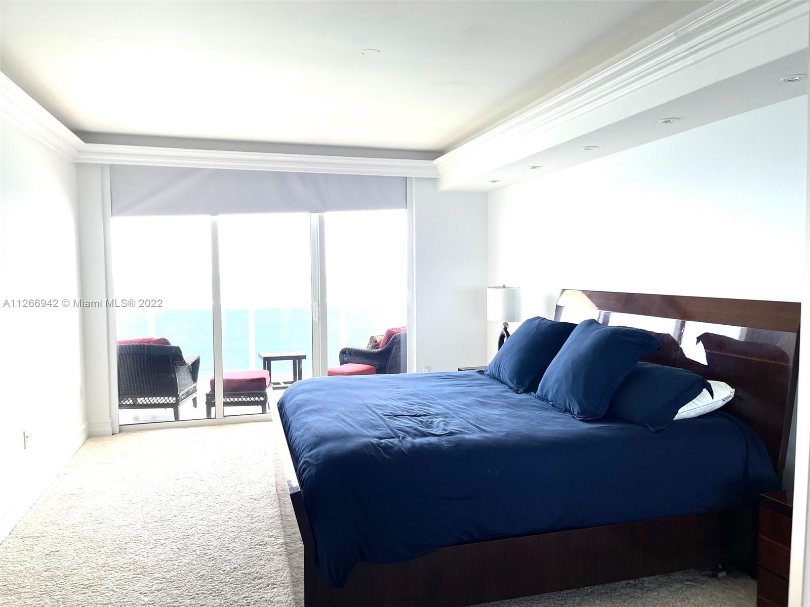 Ver detalles 3103 3 / 3 1841 sq. ft. $ 2022-09-01 0 foto