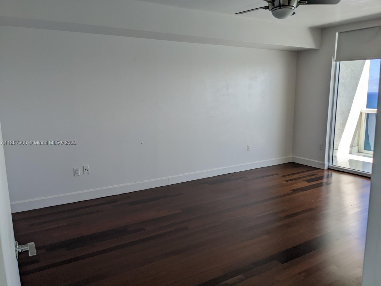 Ver detalles 2502 3 / 3 1841 sq. ft. $ 2022-09-12 0 foto
