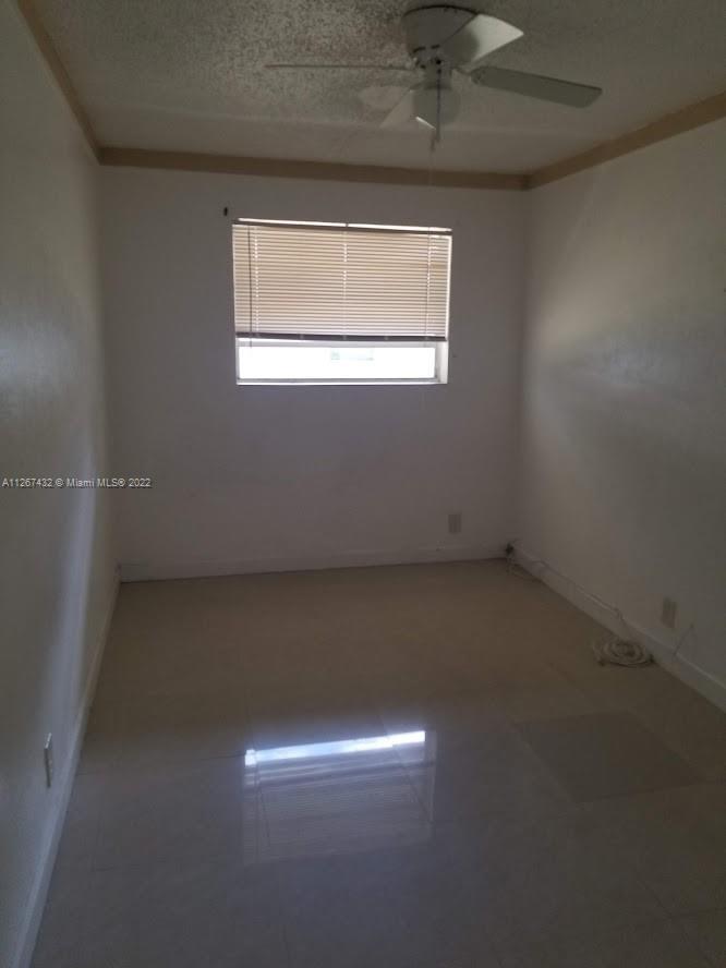 See details / 972 sq. ft. $ 2023-01-17 0 Photo
