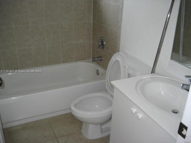 See details / 2866 sq. ft. $ 2022-09-03 0 Photo