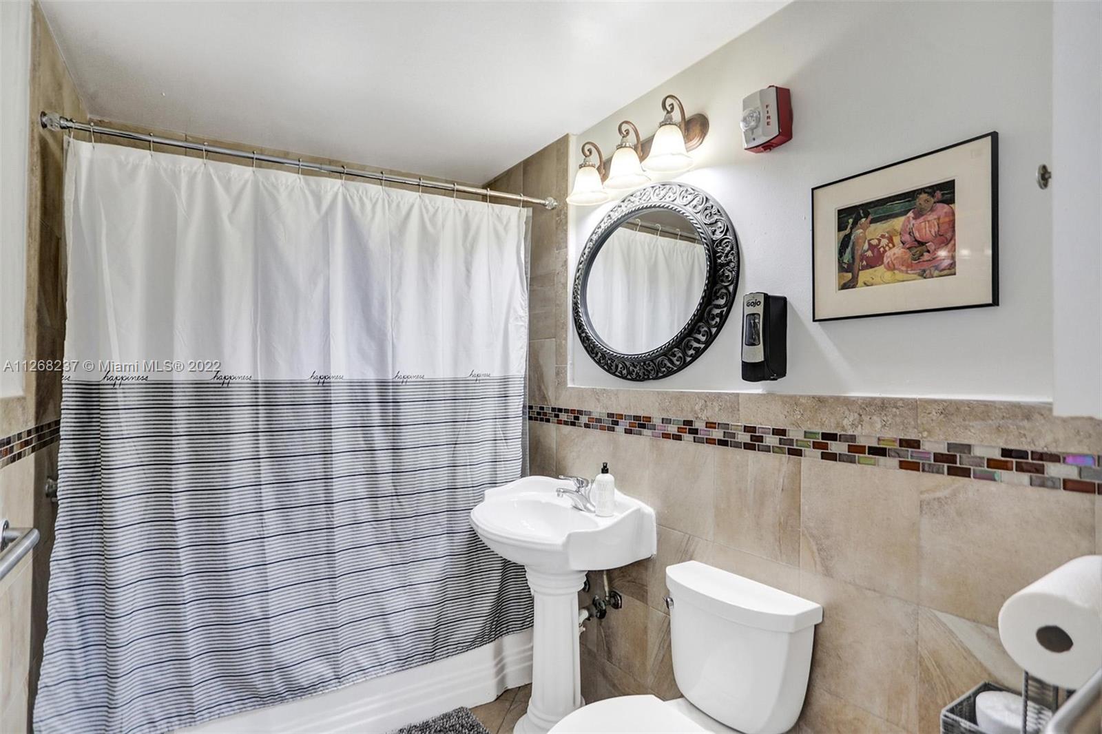 See details / 3154 sq. ft. $ 2022-11-08 0 Photo