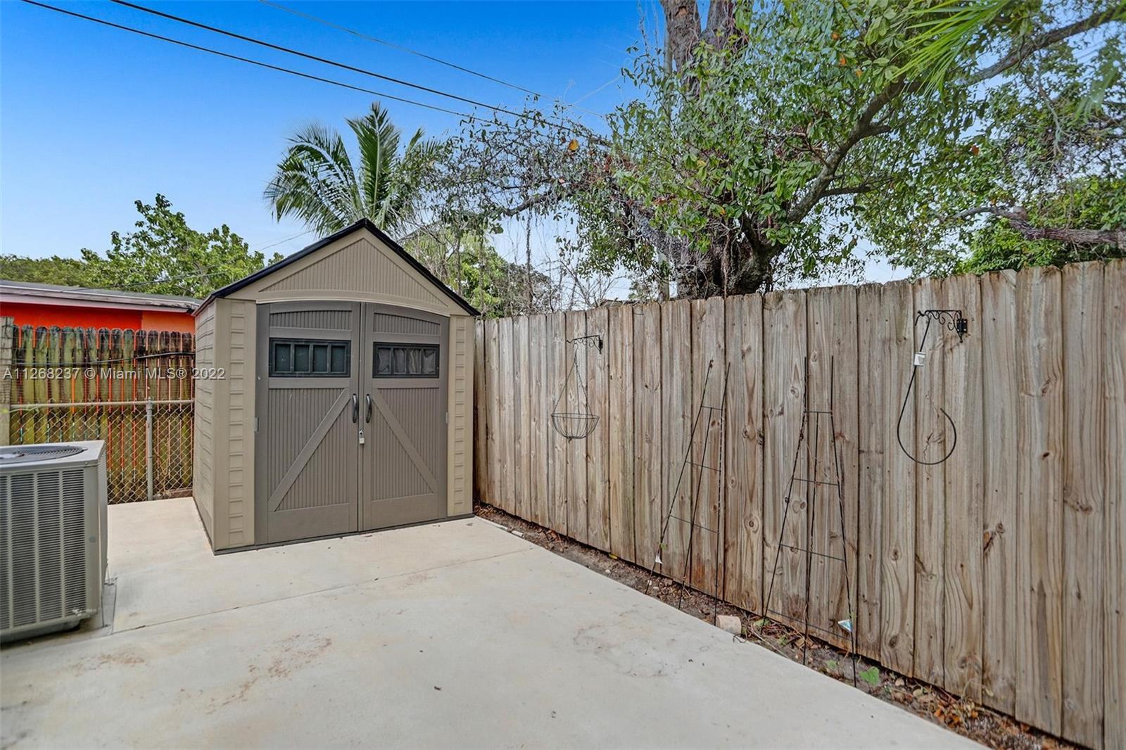 See details / 3154 sq. ft. $ 2022-11-08 0 Photo
