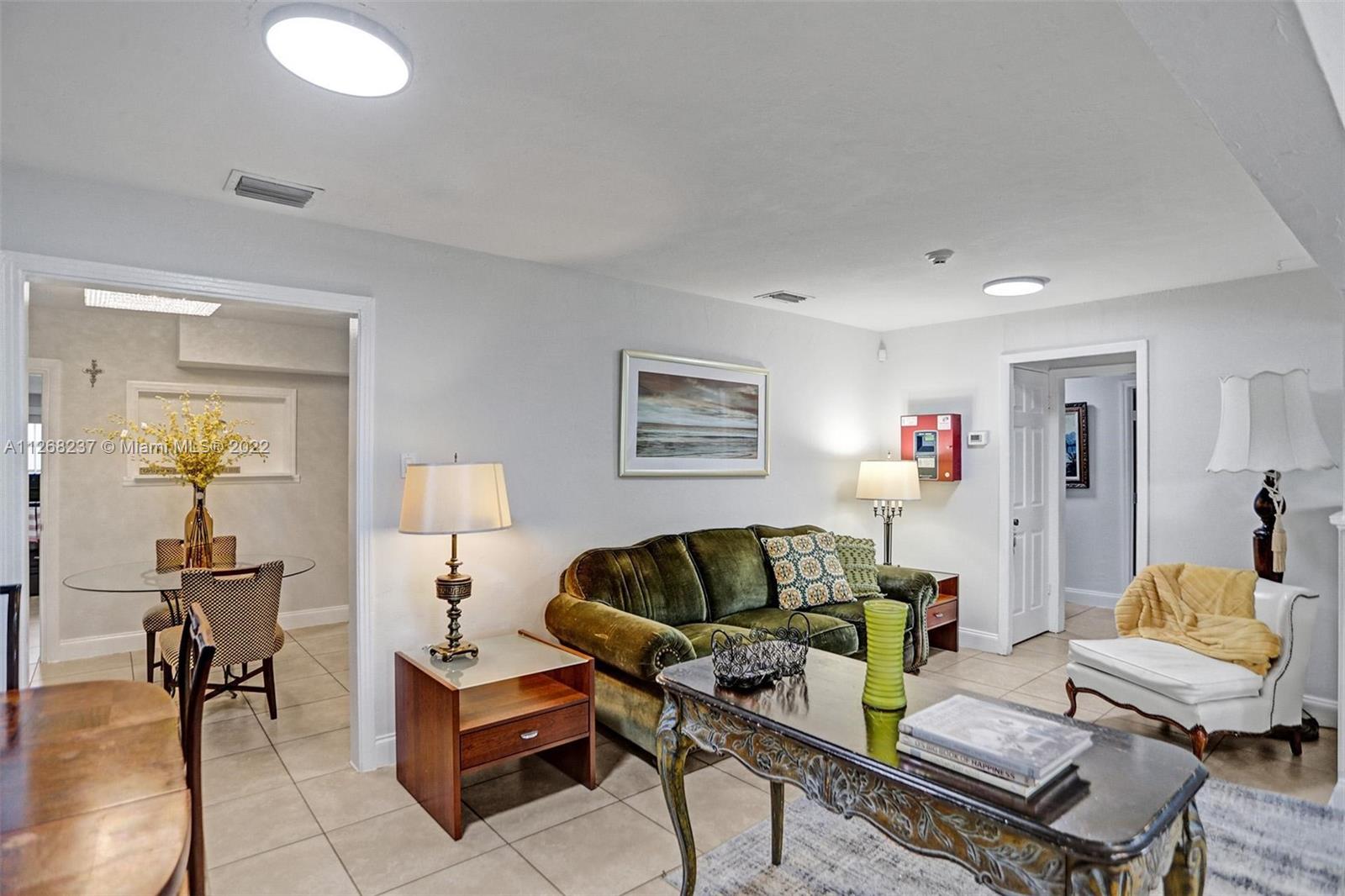 See details / 3154 sq. ft. $ 2022-11-08 0 Photo