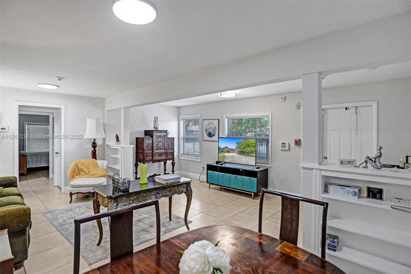See details / 3154 sq. ft. $ 2022-11-08 0 Photo
