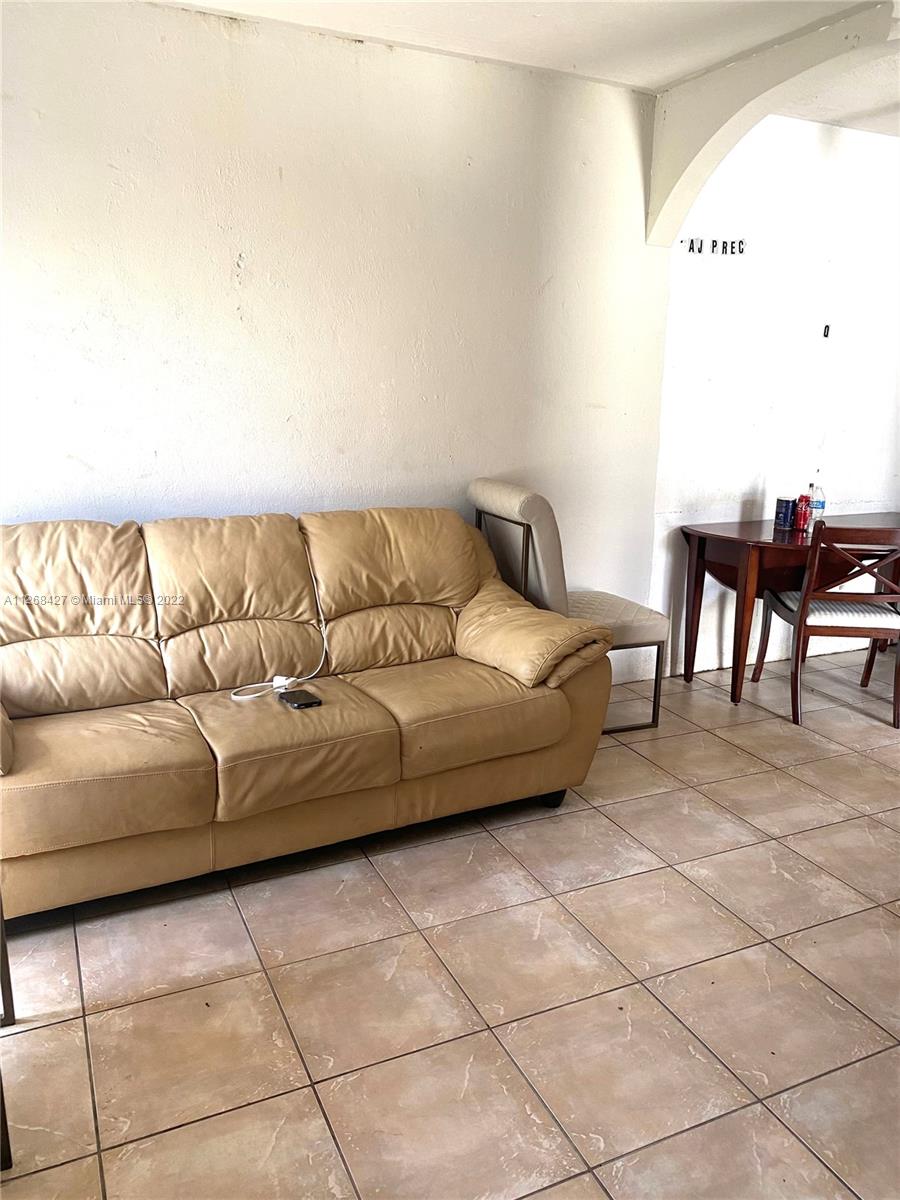 See details / 1435 sq. ft. $ 2022-12-14 0 Photo