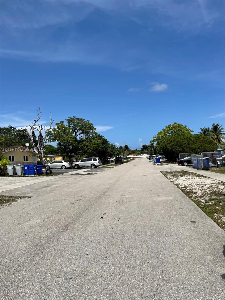 See details / 2141 sq. ft. $ 2022-09-06 0 Photo