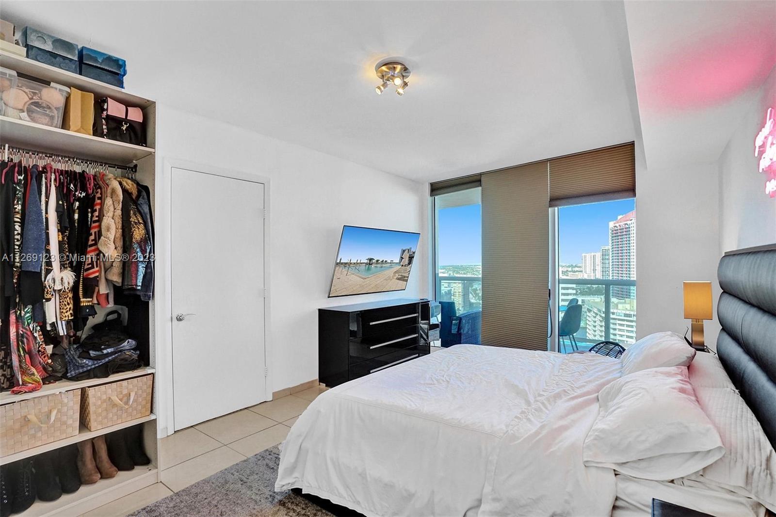 See details 2009 2 / 1 1086 sq. ft. $ 2023-01-13 0 Photo