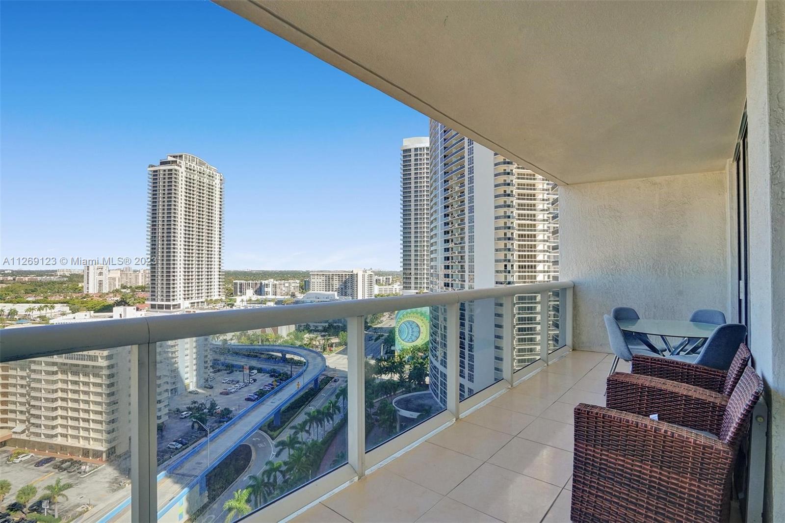 See details 2009 2 / 1 1086 sq. ft. $ 2023-01-13 0 Photo