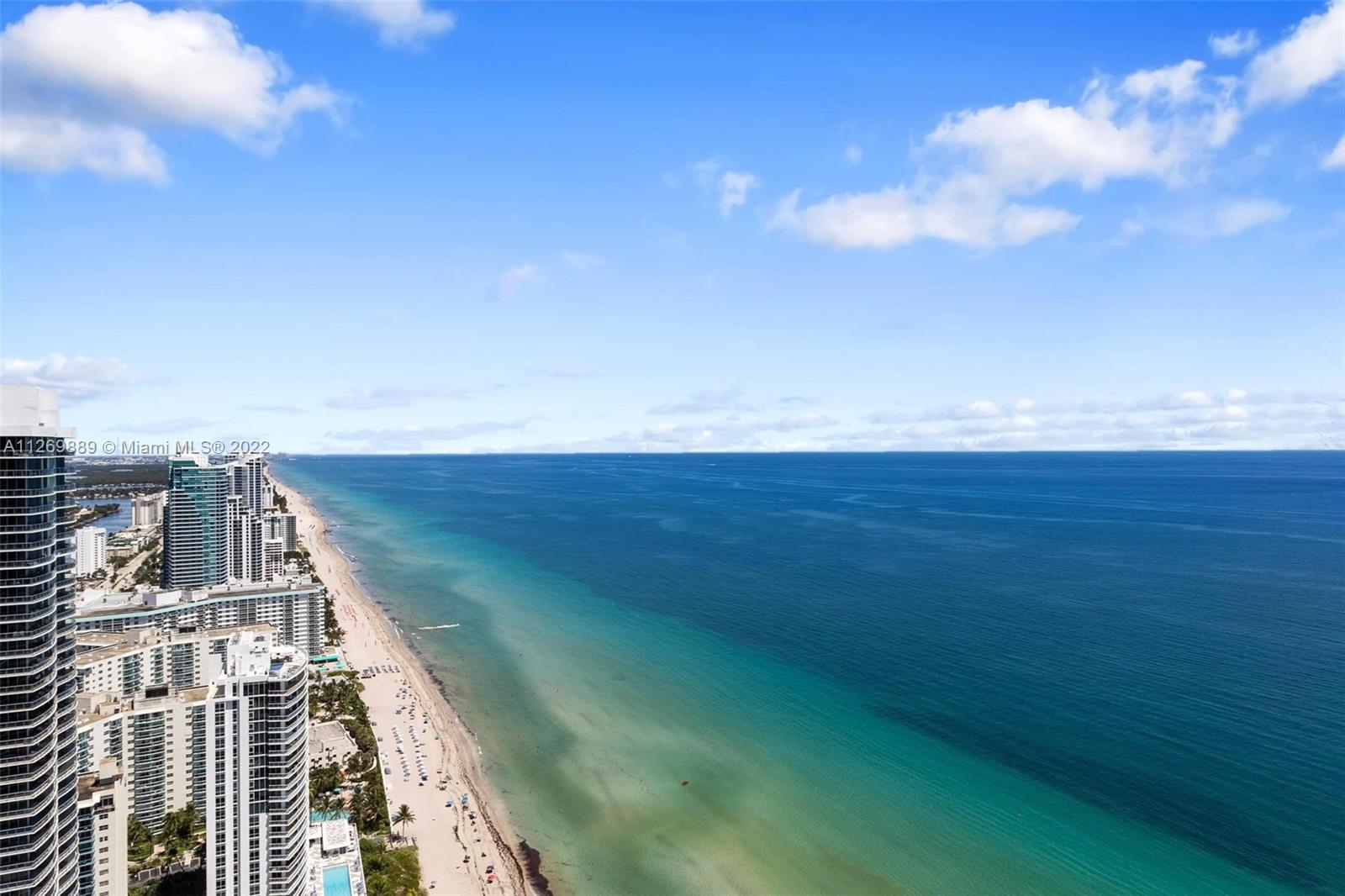 See details 4701 3 / 3 2065 sq. ft. $ 2022-09-08 0 Photo