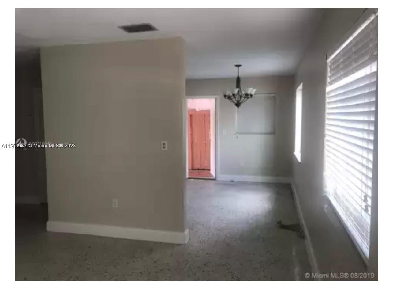 See details / 2313 sq. ft. $ 2022-09-08 0 Photo
