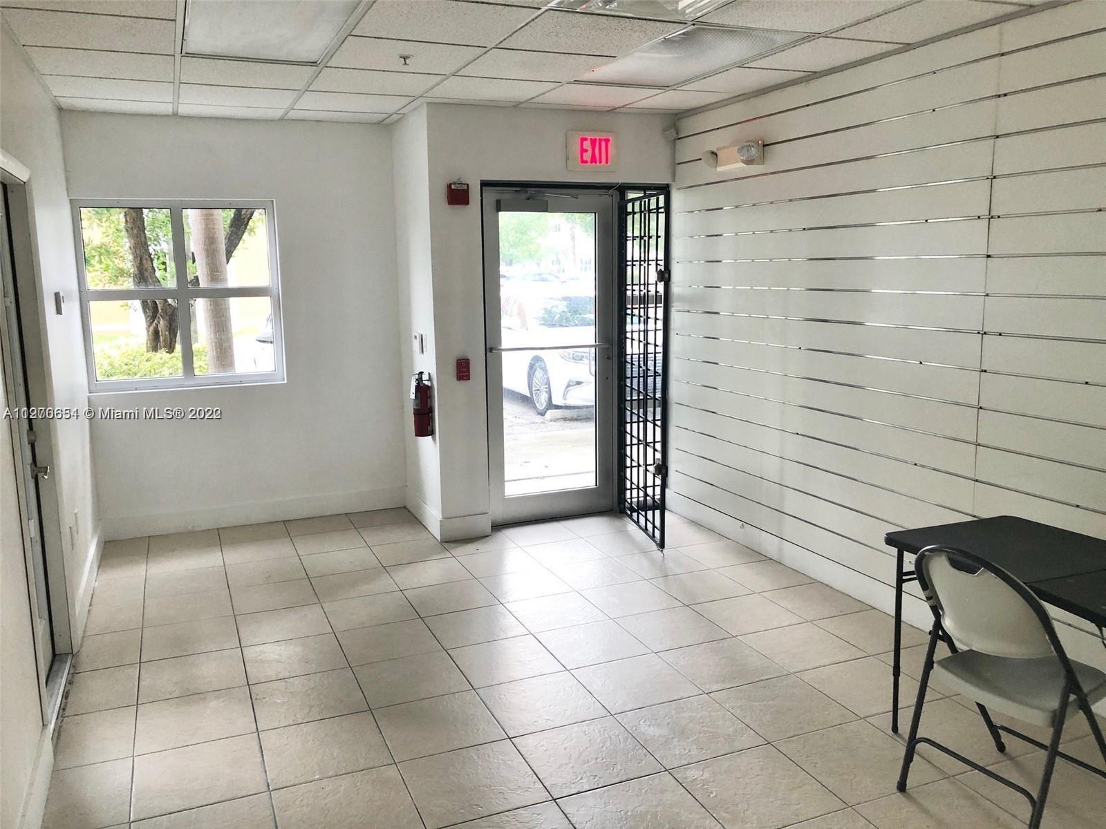 See details 210 / sq. ft. $ 2022-09-09 0 Photo